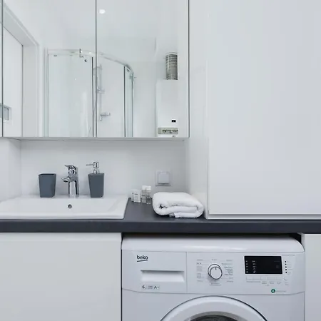 Kotlarska Cracow By Renters Apartment